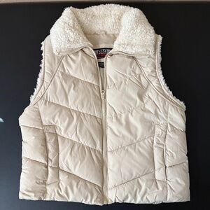 PAO Sport Puffer Vest